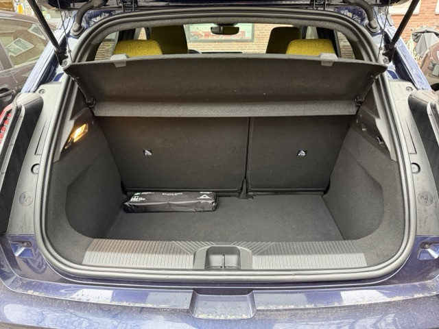 Renault 5: Kofferraum (Bild: Dirk Kunde)